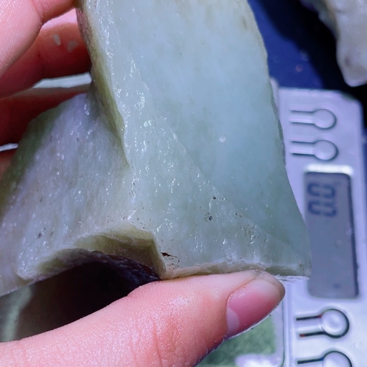和田玉（糖玉）未镶嵌珠宝半成品