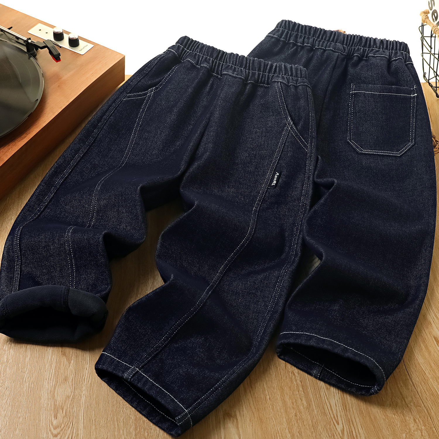 男加绒童牛仔裤2025儿童韩版直筒裤儿童一体绒牛仔裤