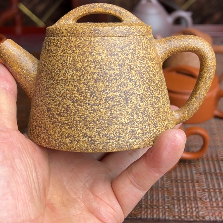 茶壶紫砂黄龙山老段、手磨料