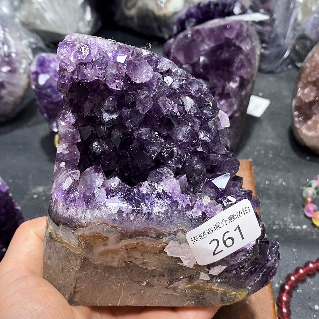 水晶大型摆件（非配饰）未镶嵌