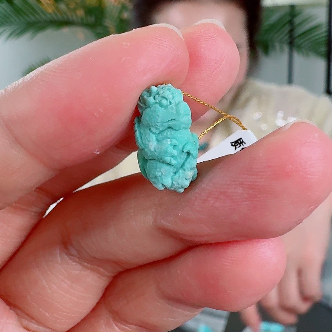 未镶嵌绿松石珠宝奇石