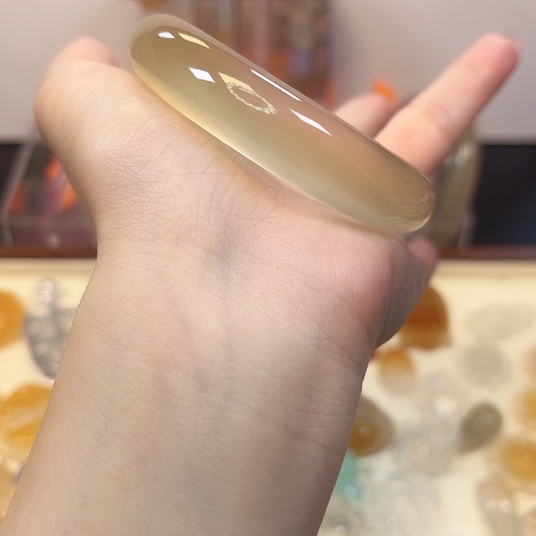 睡***觉玛瑙/玉髓未镶嵌颈饰