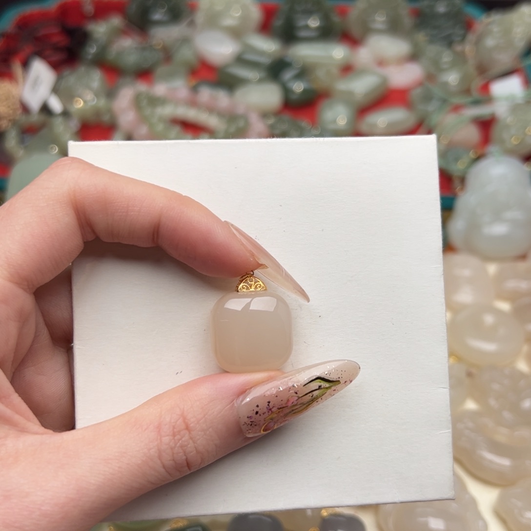 和田玉颈饰未镶嵌@*野