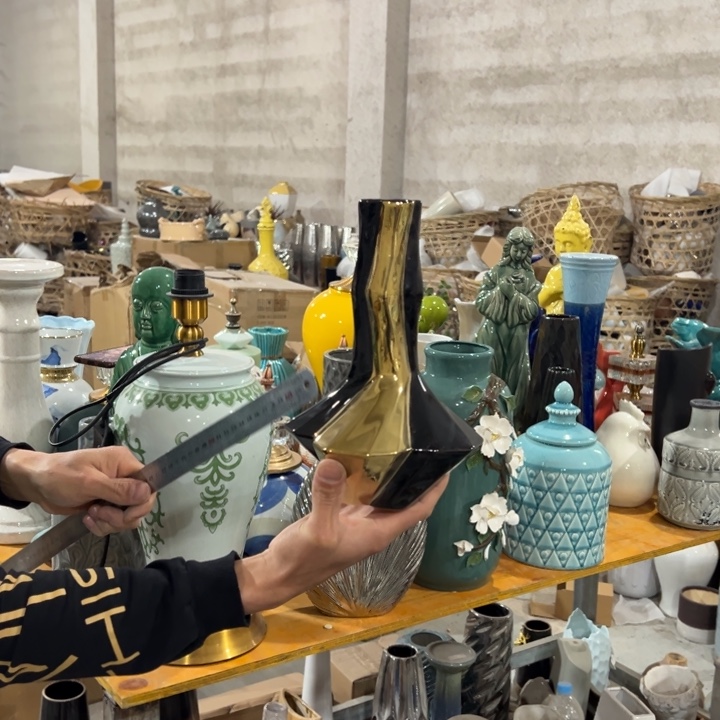 摆件高度24厘米口径4厘米微瑕捡漏