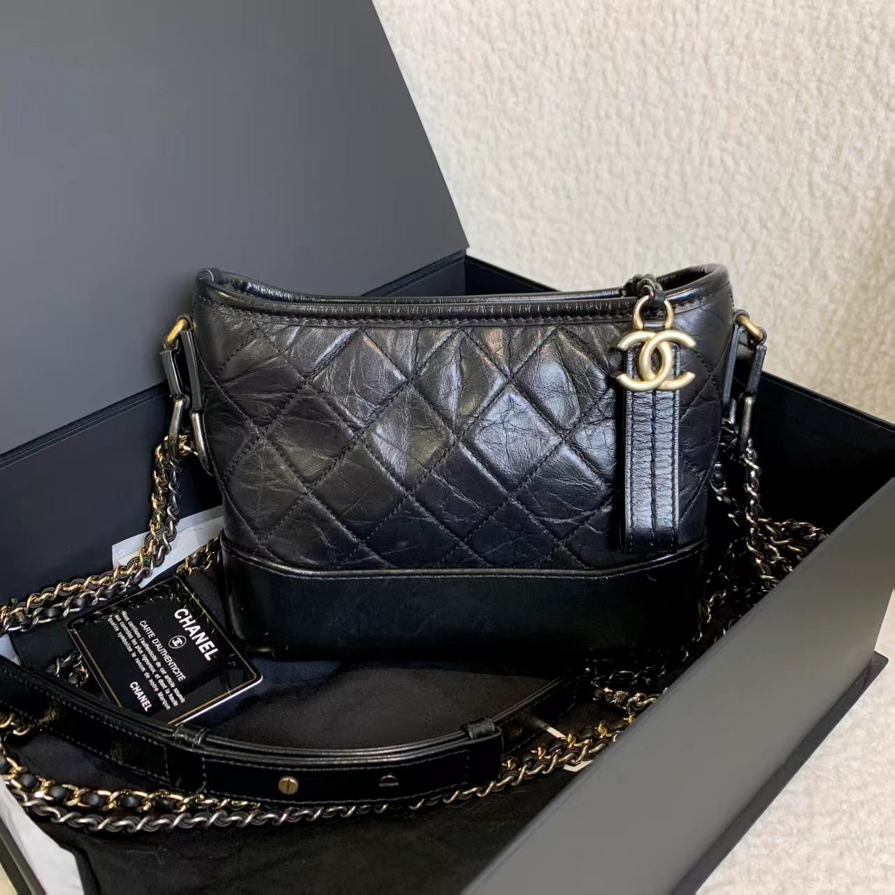 99新 Chanel/香奈儿 壹臻/黑金牛流浪小号 26开 89990659