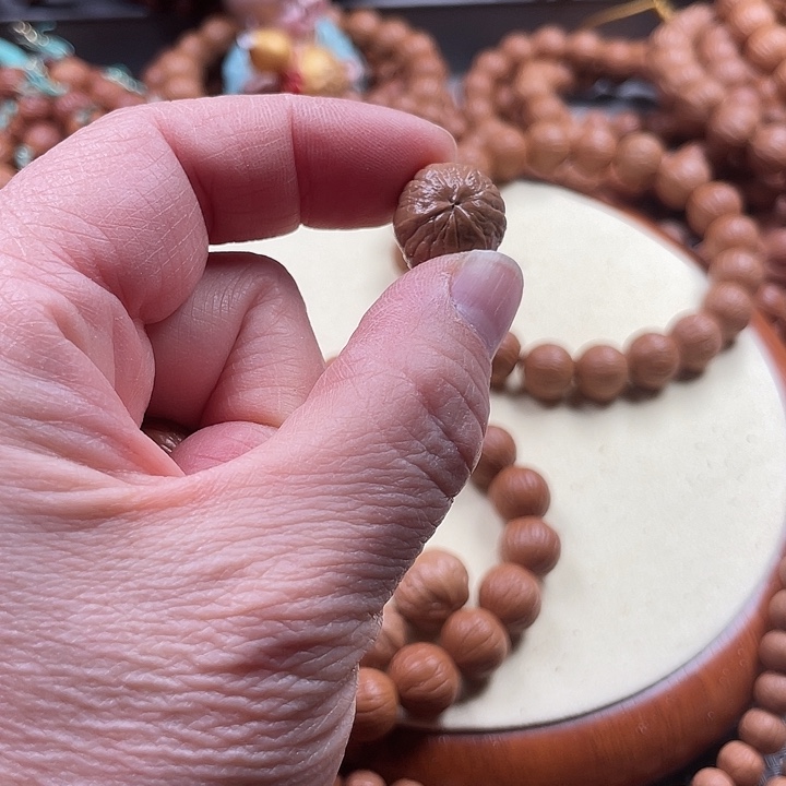 Z***W草珠菩提手串1.5南瓜大奔