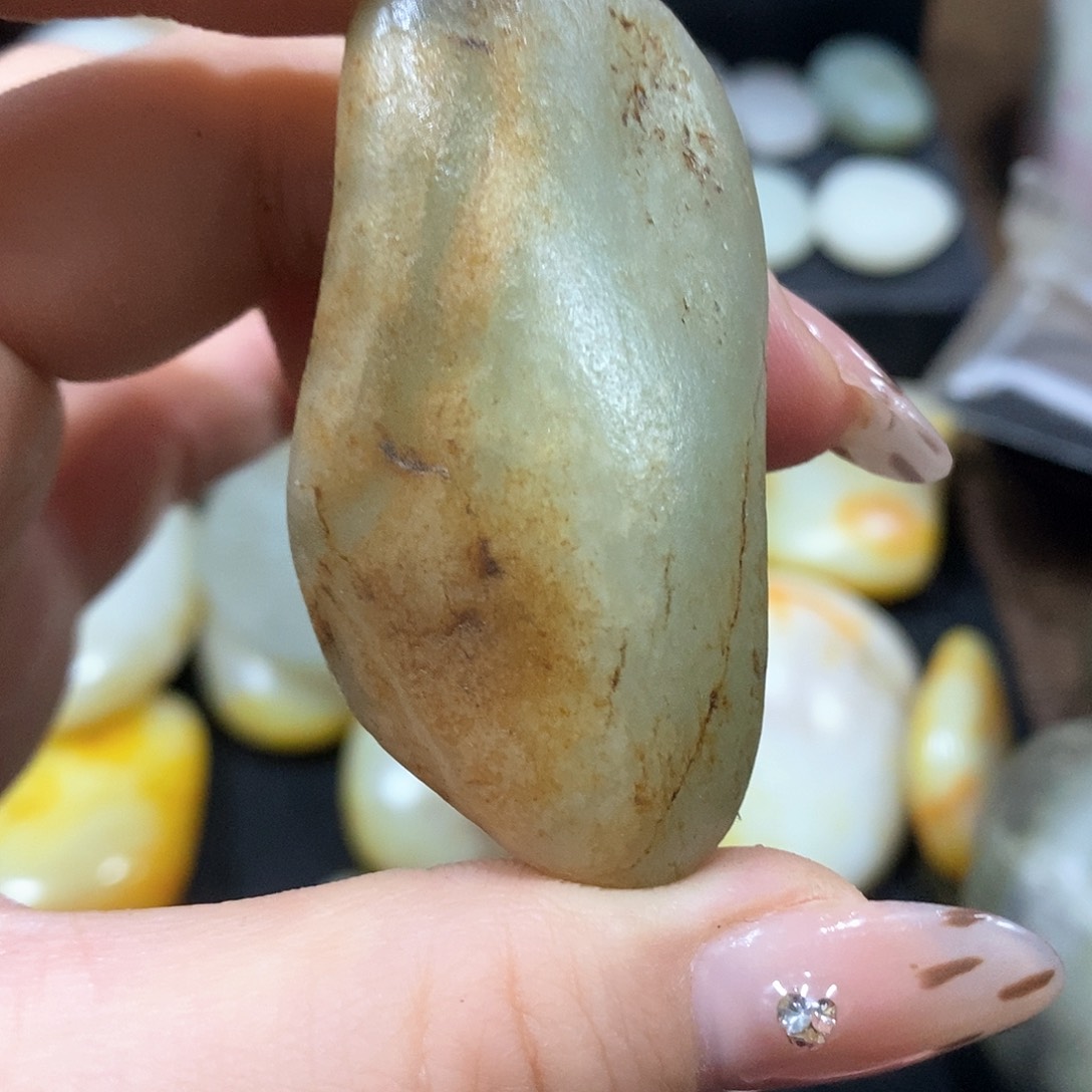 未镶嵌和田玉（糖玉）挂件