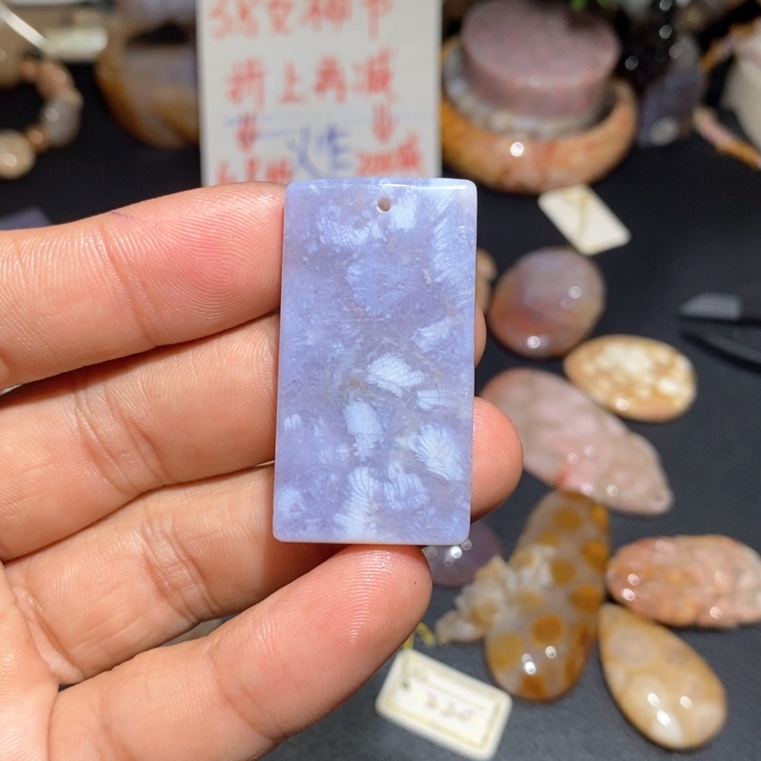 【闪购商品】硅化玉颈饰未镶嵌