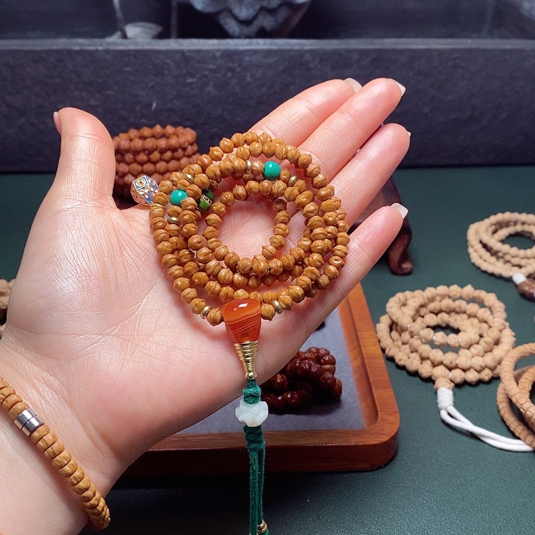 柏香籽/百香籽吊坠388.8