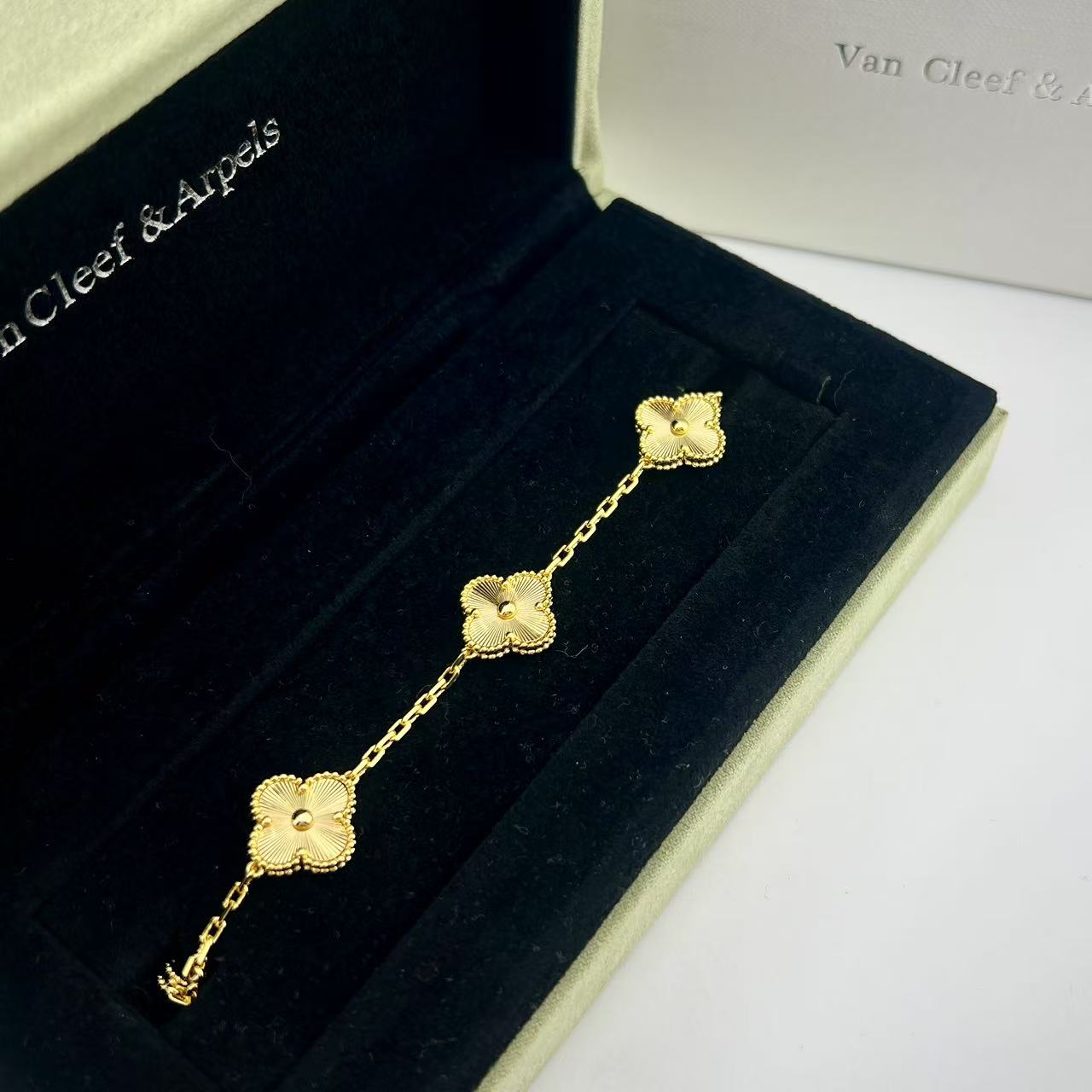 手链 四叶草系列轻奢百搭款五花手链