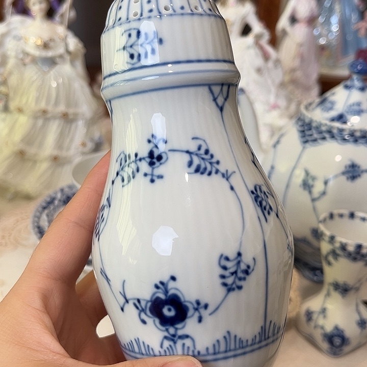 杯欧洲中古瓷器摆件