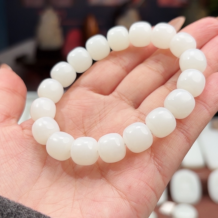 和田玉手串未镶嵌