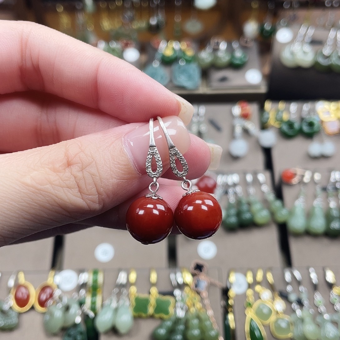 玛瑙/玉髓银S925镶嵌耳钉