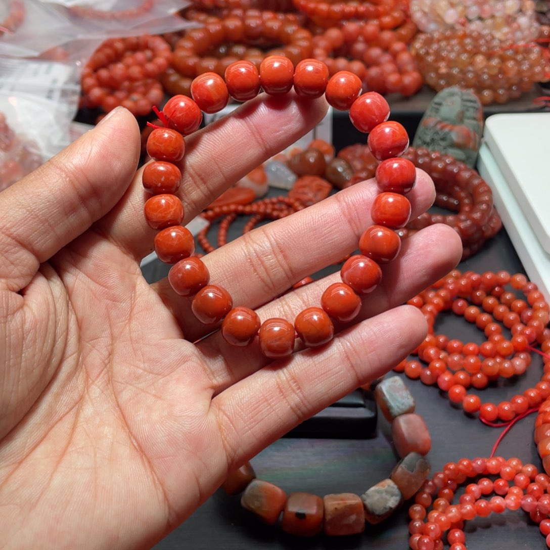 南红玛瑙手链未镶嵌