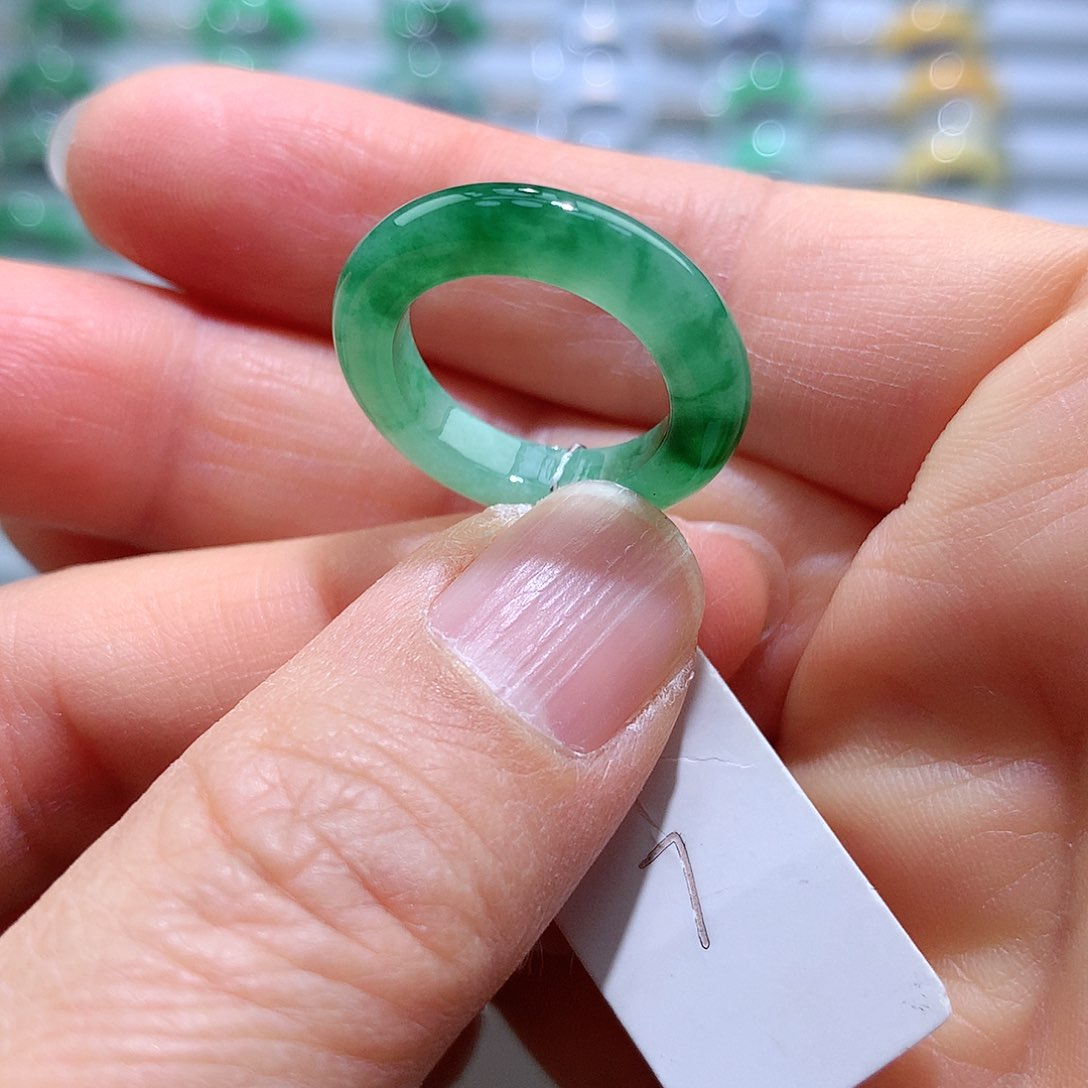 翡翠戒指未镶嵌7号
