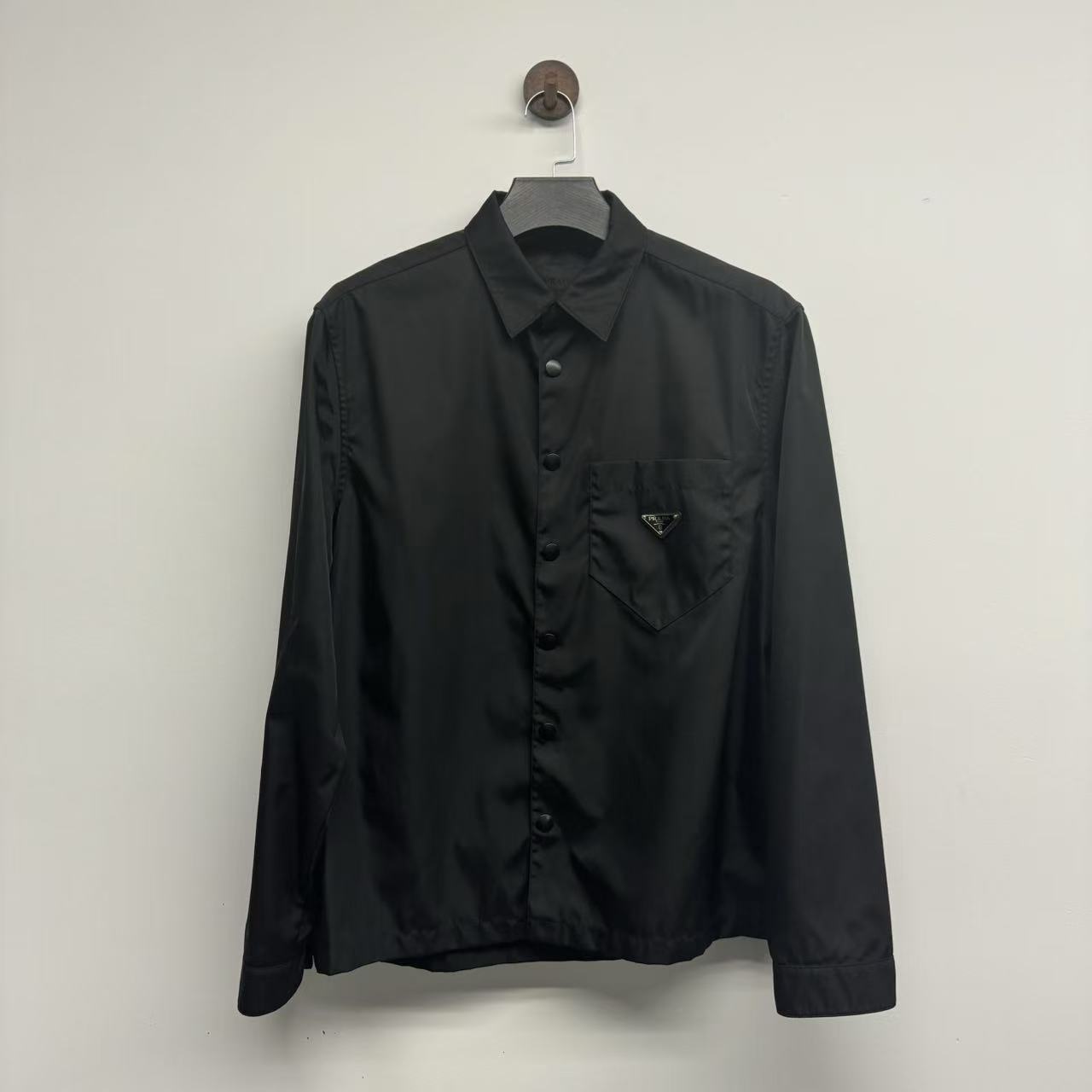 99新 Prada/普拉达 三角珐琅尼龙衬衫/L码