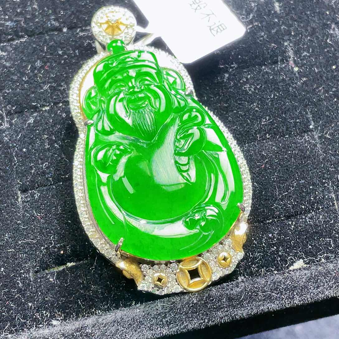翡翠颈饰未镶嵌31，