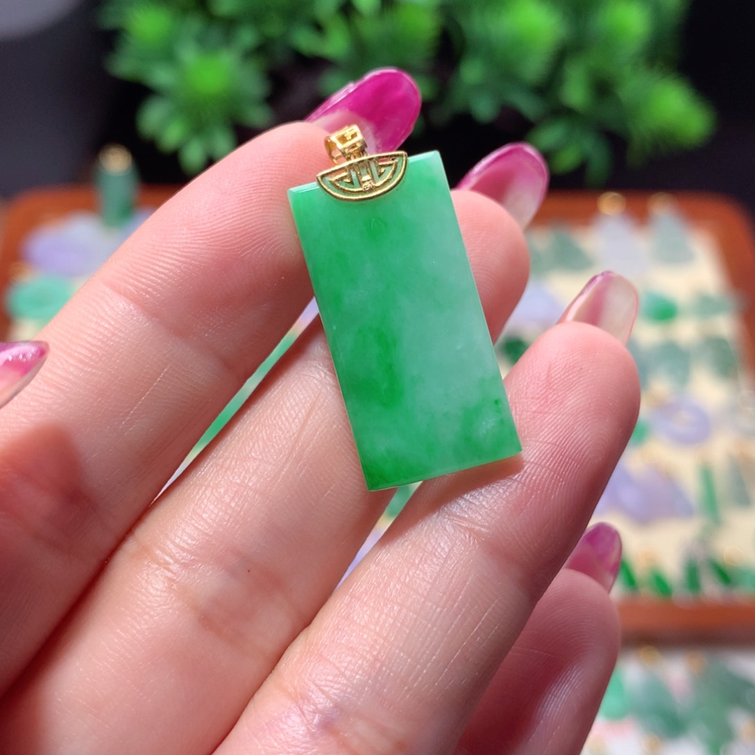 翡翠18K金镶嵌吊坠(不含链)