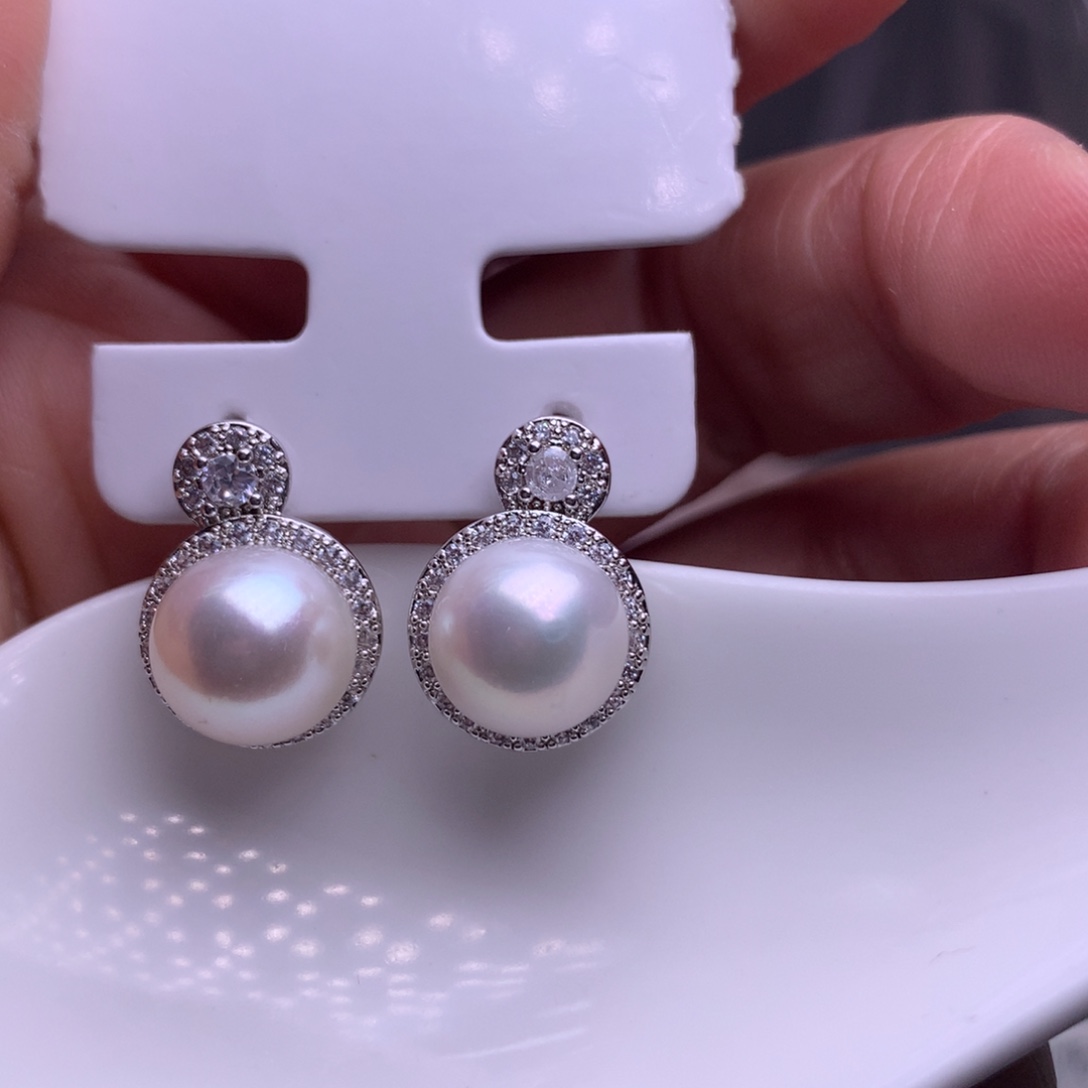 未镶嵌耳饰淡水珍珠