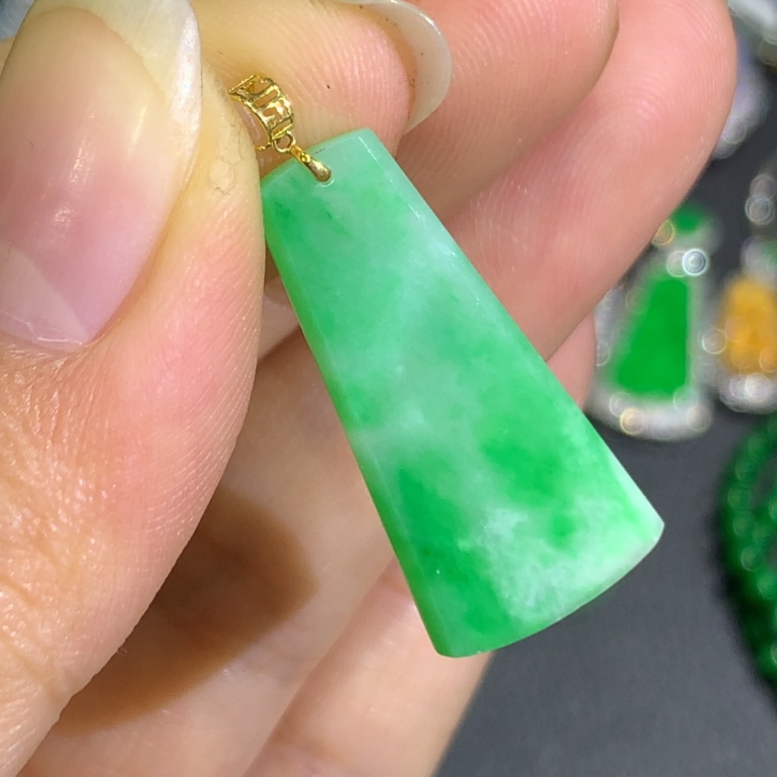 翡翠颈饰18K金镶嵌8、