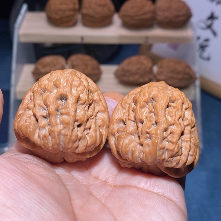 文玩核桃吊坠全品金蟾王