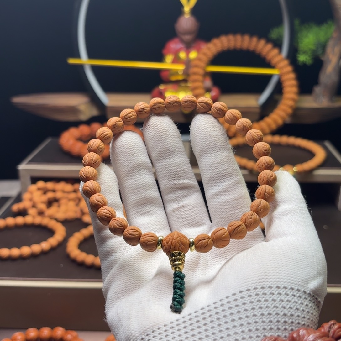 朱***锋陕西秦岭龙纹桃核