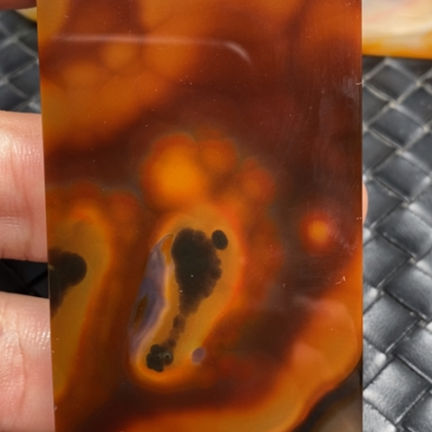 玉***聚玛瑙/玉髓未镶嵌颈饰