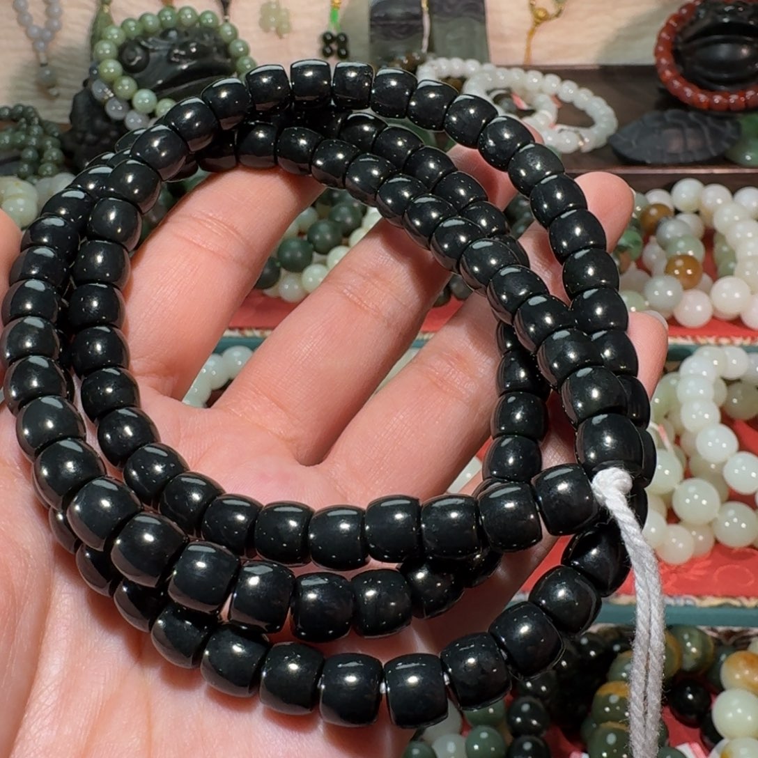 爱***菜和田玉未镶嵌手链