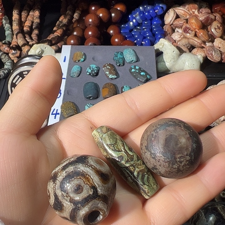 困***饼玛瑙/玉髓合金颈饰