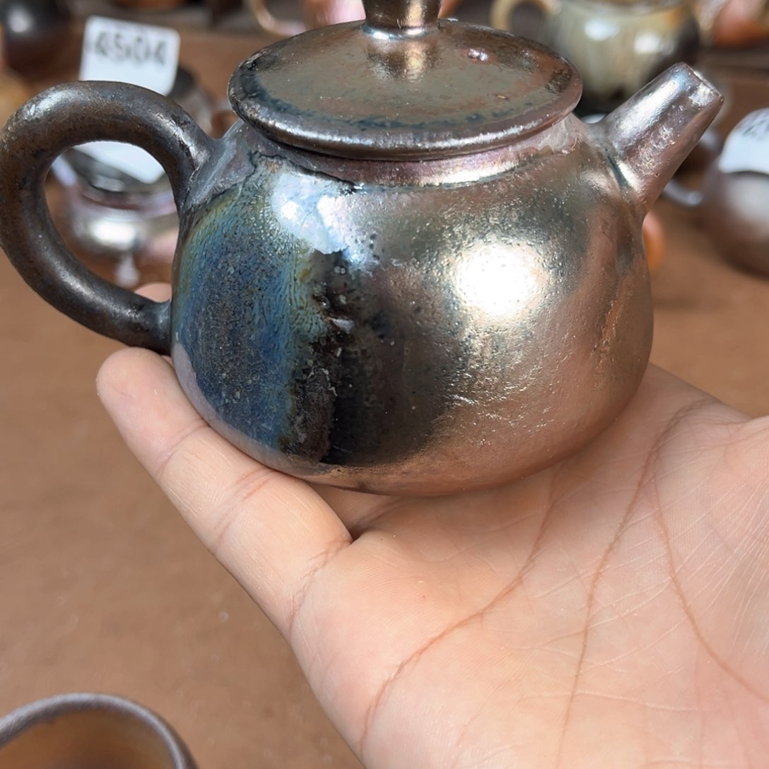 杯?**八柴烧茶器主人壶