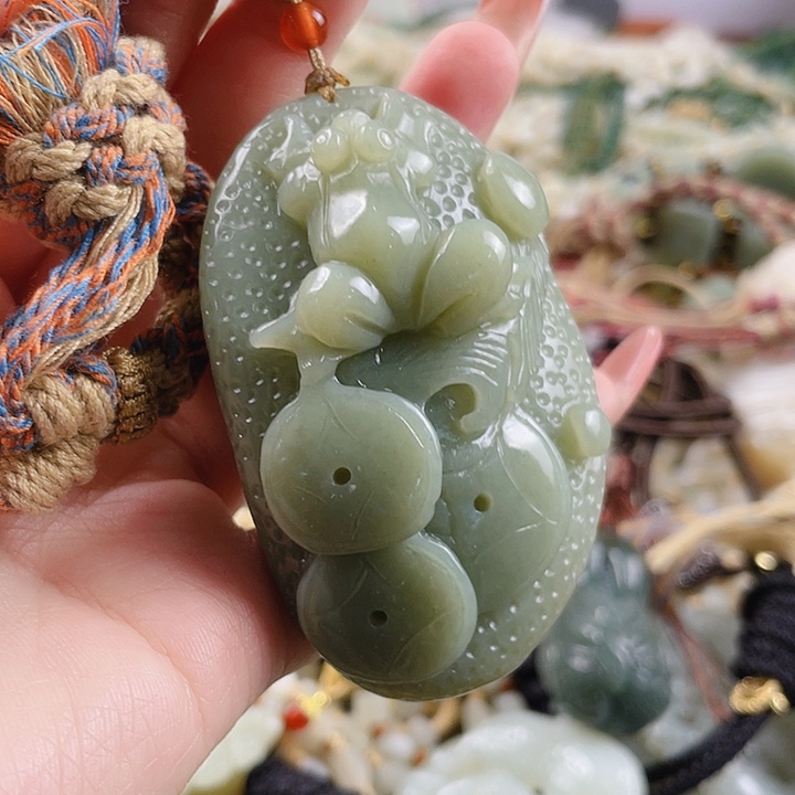 未镶嵌和田玉挂件