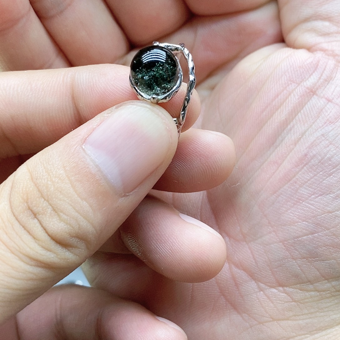 九***计银S925镶嵌水晶戒指天然水晶戒指