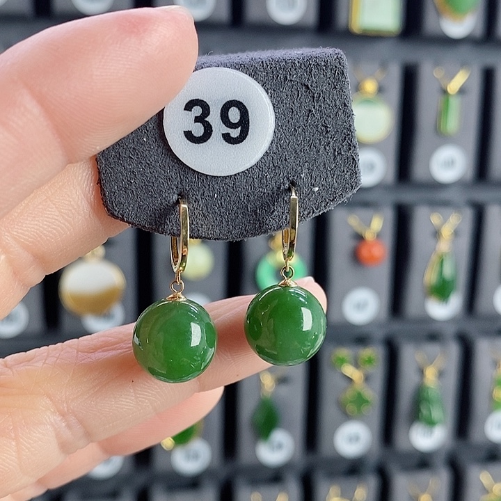 和田玉耳饰18K金镶嵌