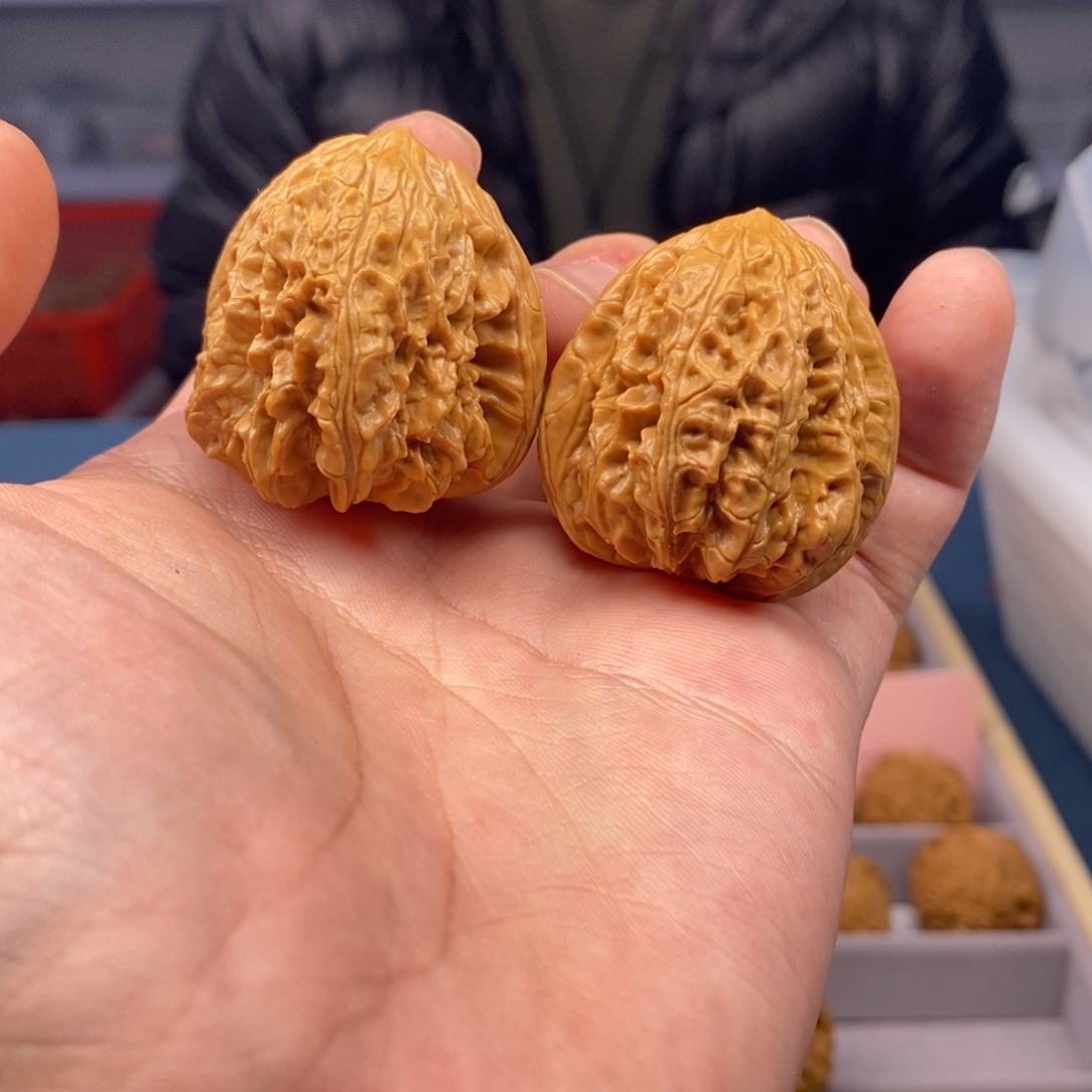 文玩核桃把件全品暴雪37