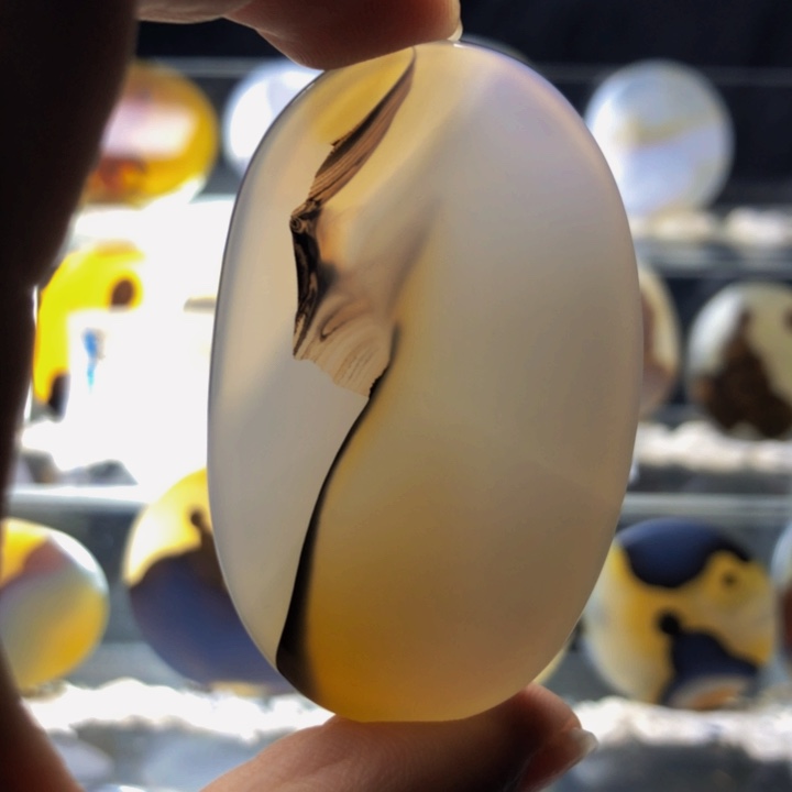 合金玛瑙/玉髓珠宝奇石88