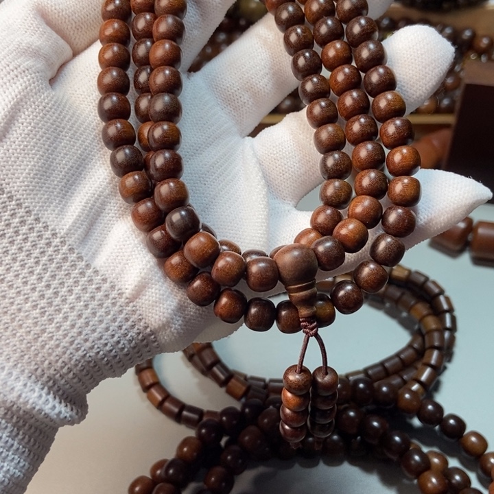 卧***龙檀香木老山檀香檀香王0.7*0.8*108，焦糖奶甜香