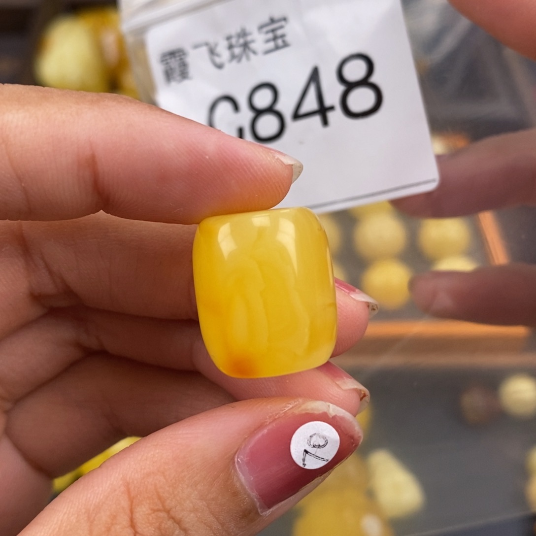 琥珀未镶嵌珠宝奇石16/