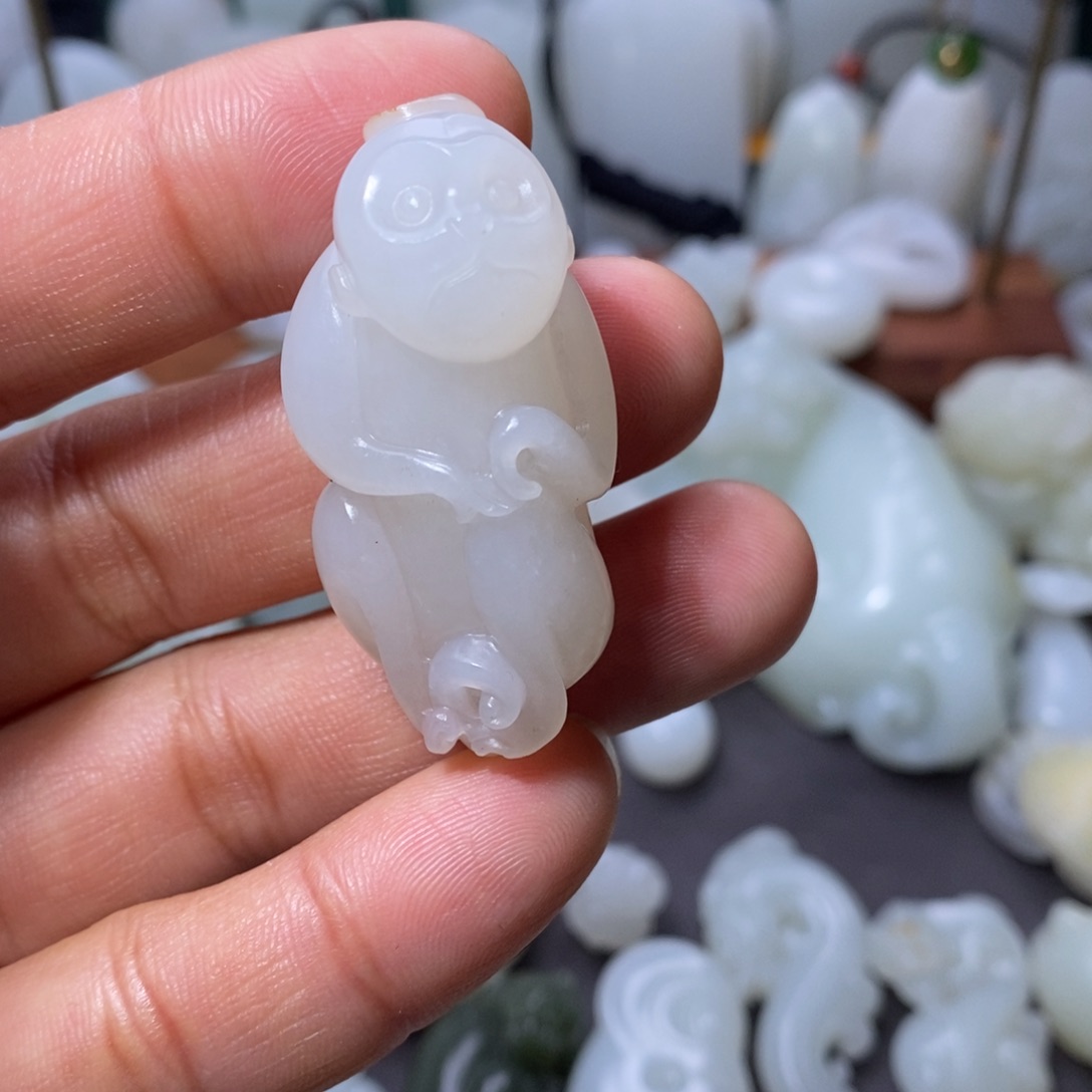 和田玉颈饰未镶嵌