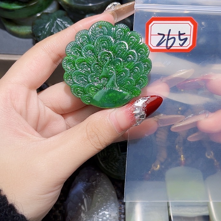 和田玉和田玉边角料随机发未镶嵌