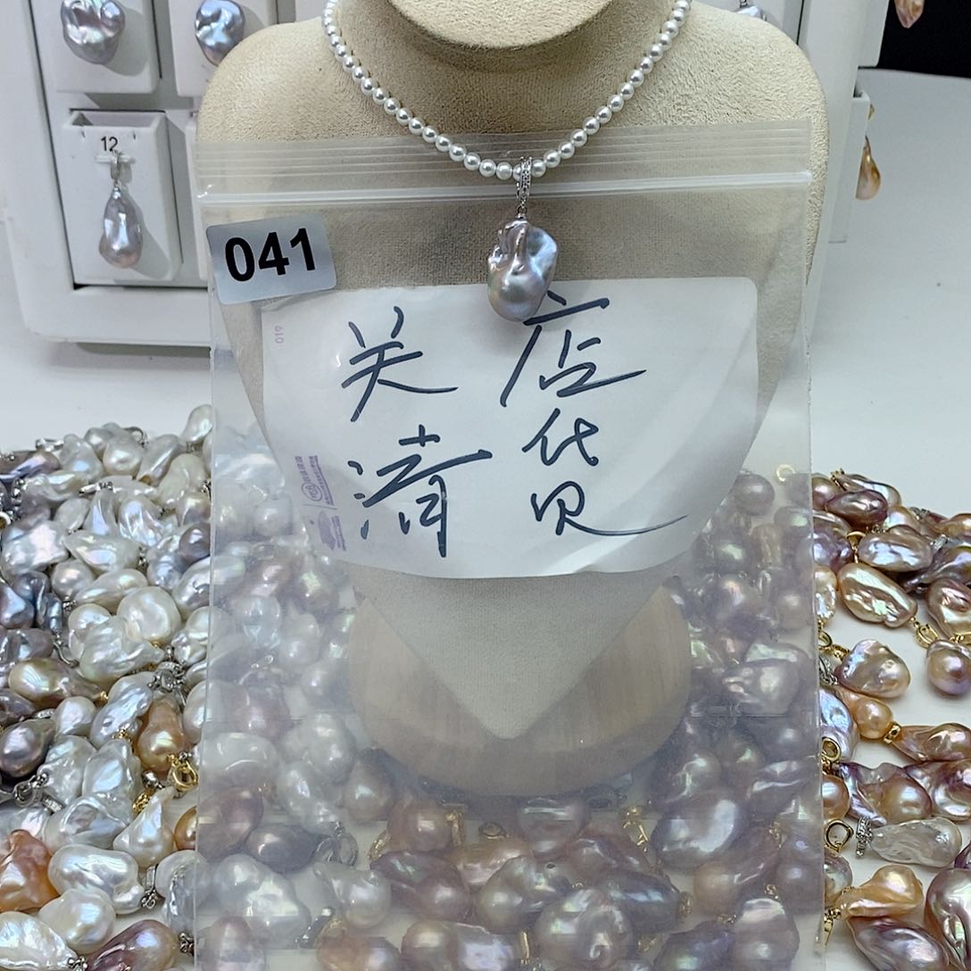 淡水珍珠颈饰合金