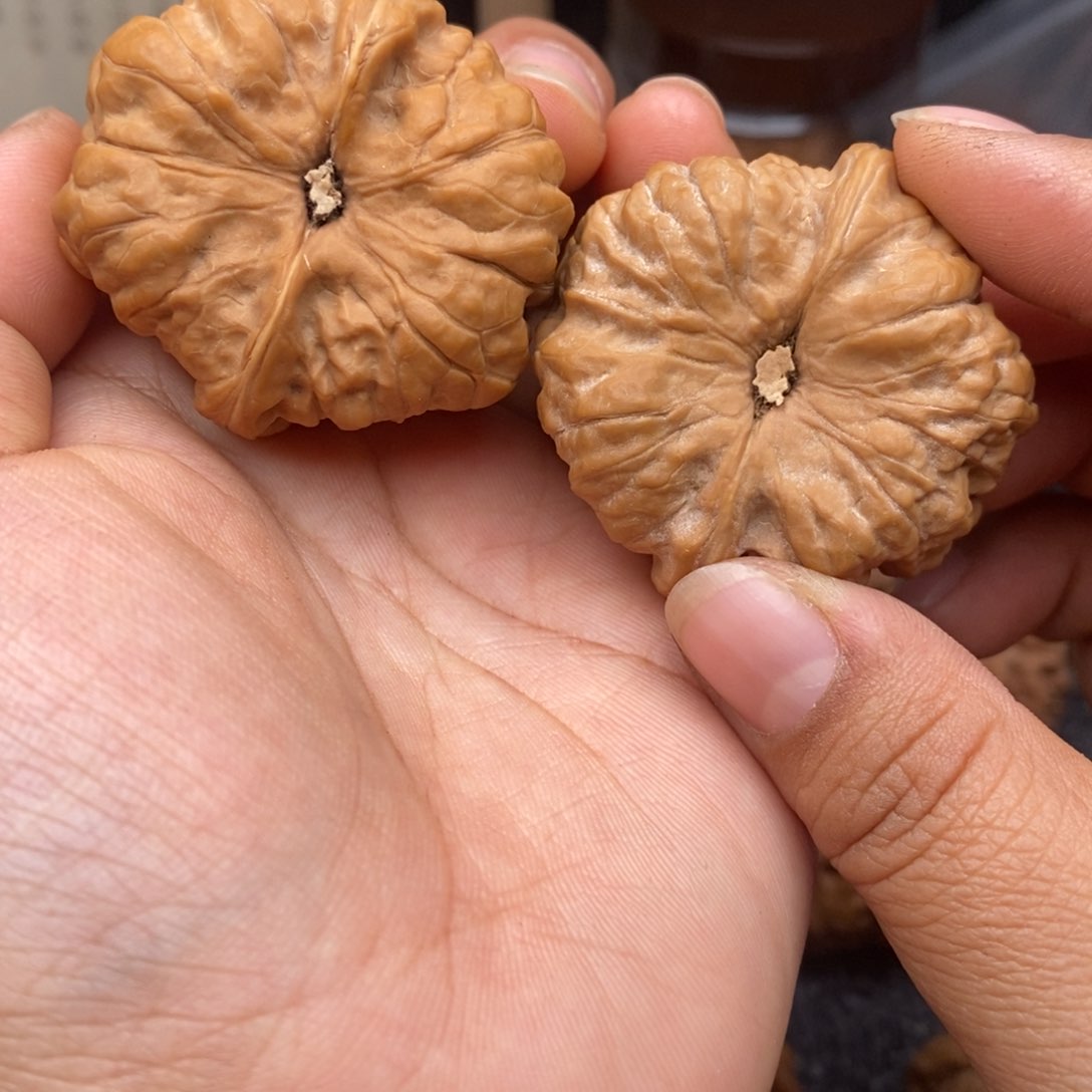 文玩核桃把件41.5蛤蟆头355