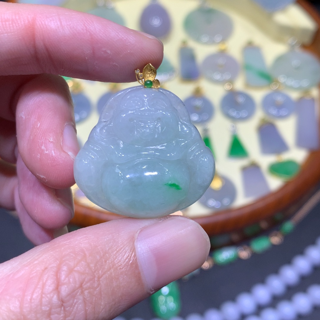 翡翠吊坠(不含链)18K金镶嵌