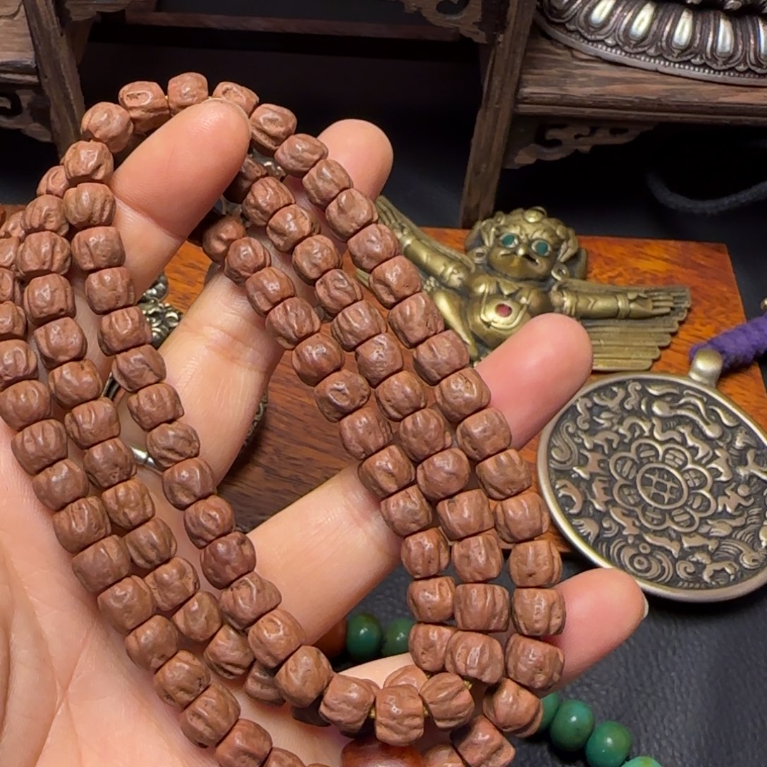 懒****泥塑藏传牌子……藏传牌子