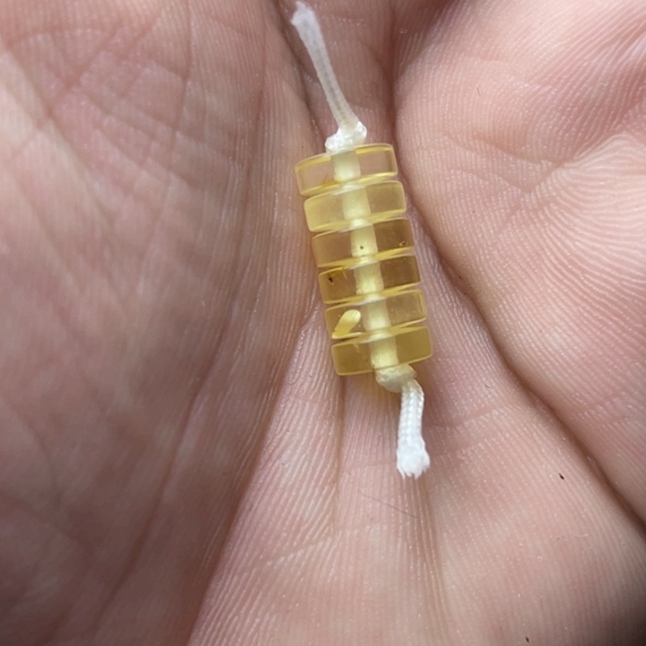 未镶嵌琥珀珠宝奇石