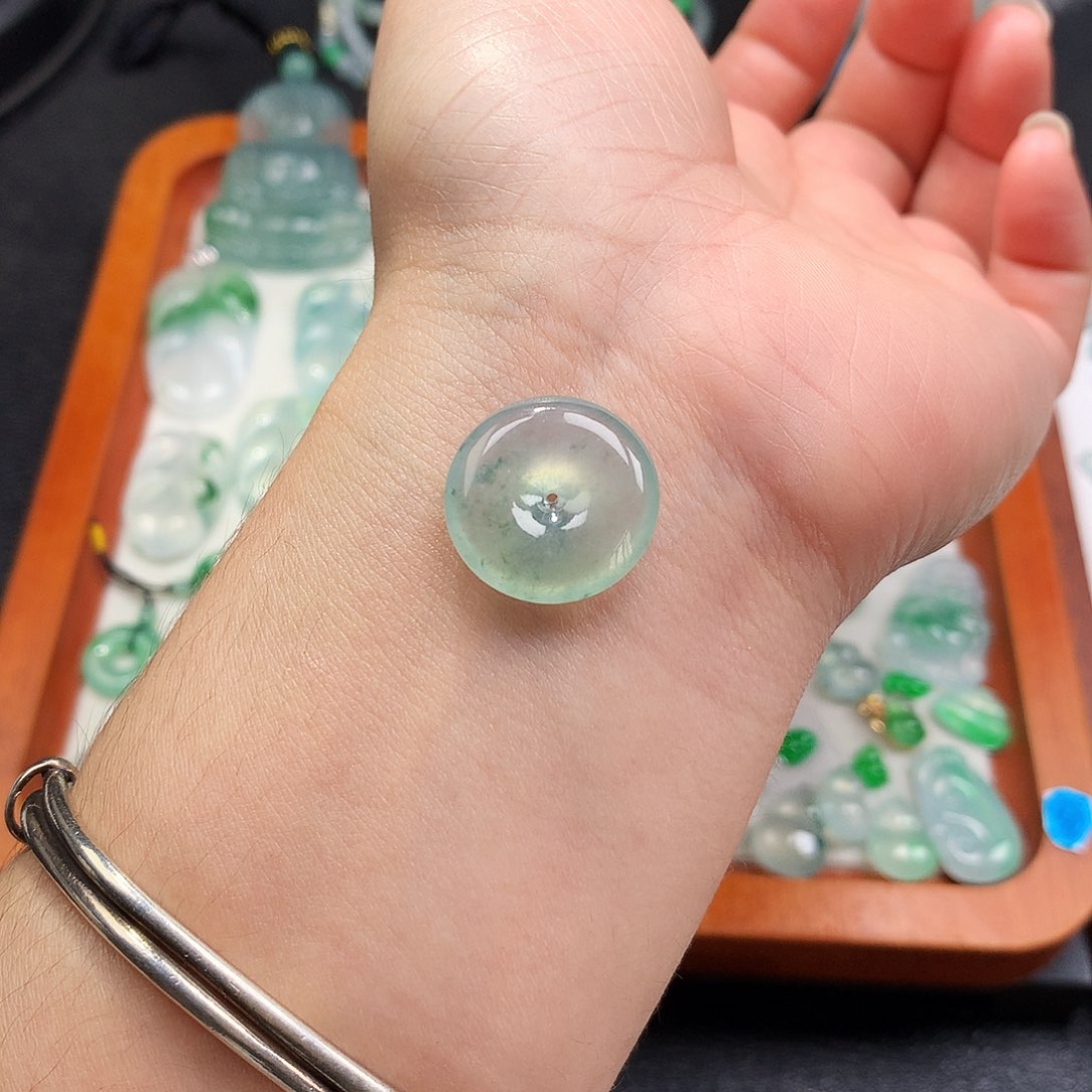 吊坠(不含链)未镶嵌翡翠平安扣