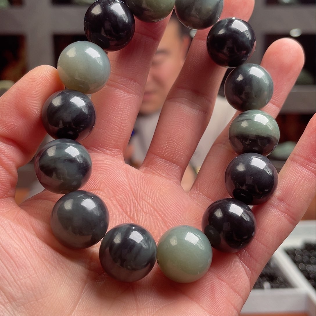 和田玉手串未镶嵌青花卡16圆珠