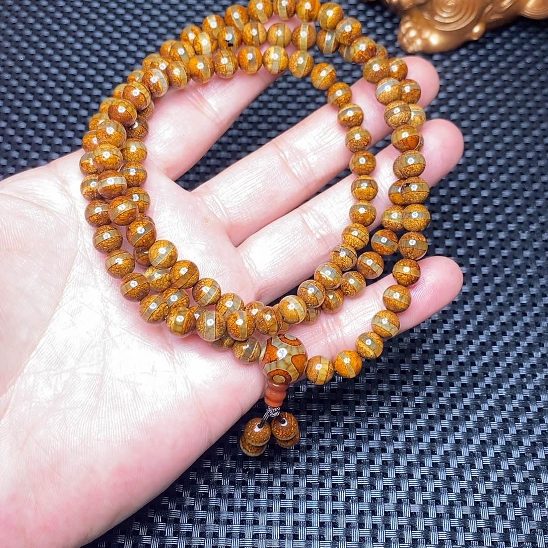 宗***哥玛瑙/玉髓未镶嵌手链