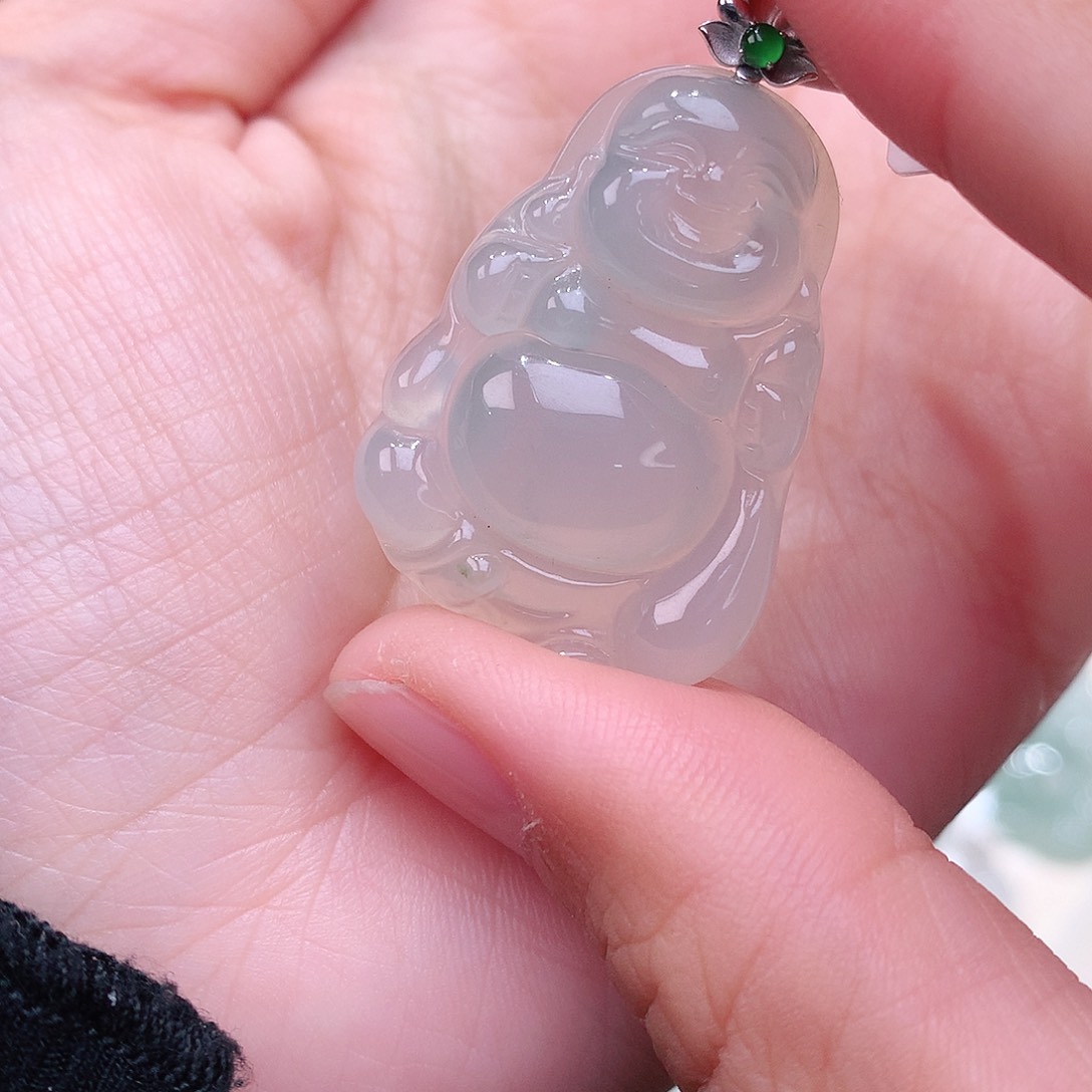 颈饰18K金镶嵌翡翠30.2-22.6-5.9