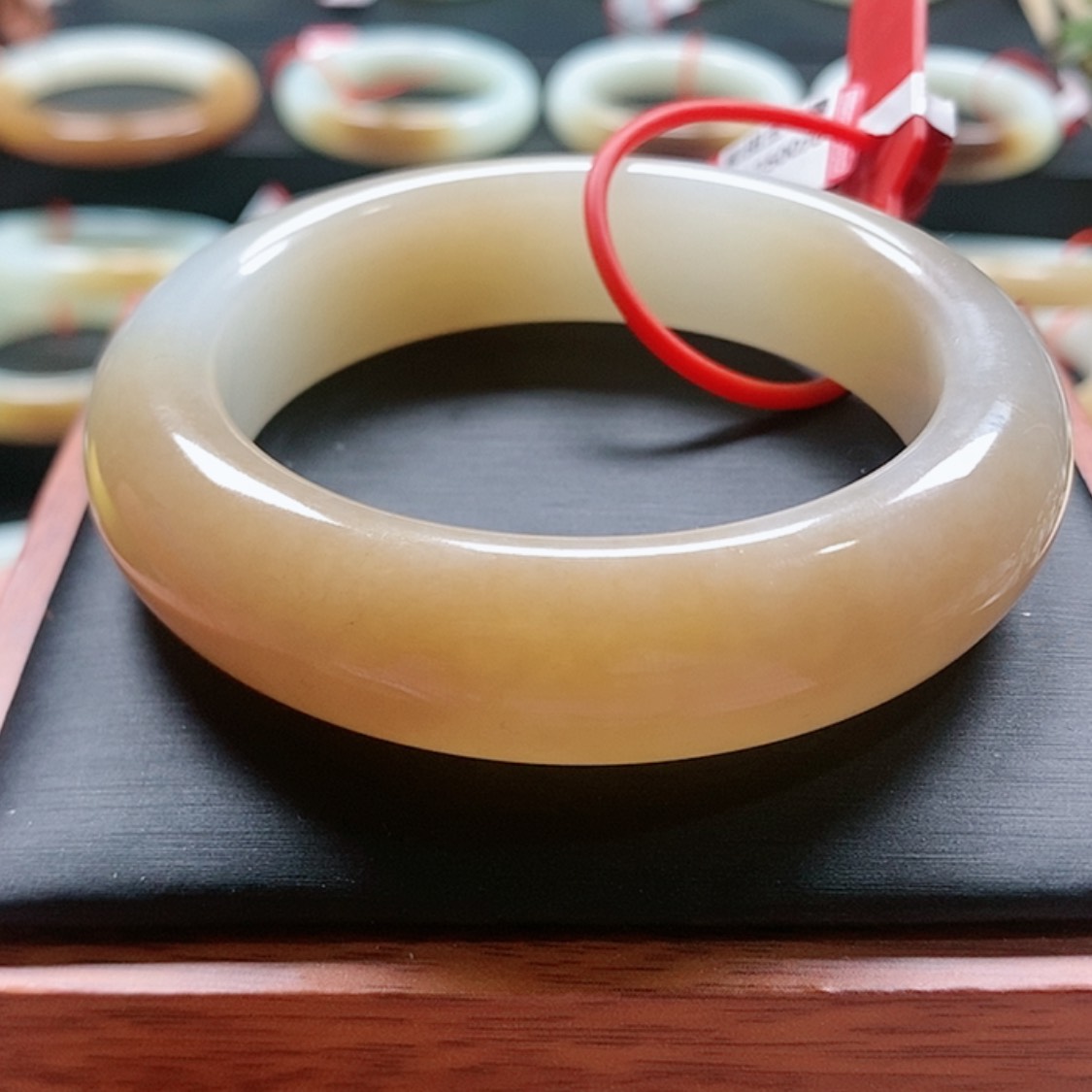 【闪购商品】和田玉57未镶嵌和田玉手镯