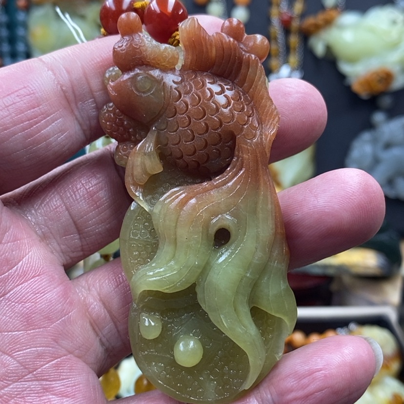 【闪购商品】蛇纹石玉吊坠未镶嵌